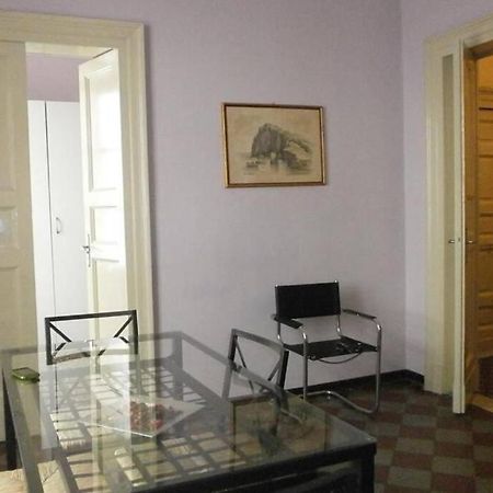 Three Rooms Near Central Station Catánia Buitenkant foto